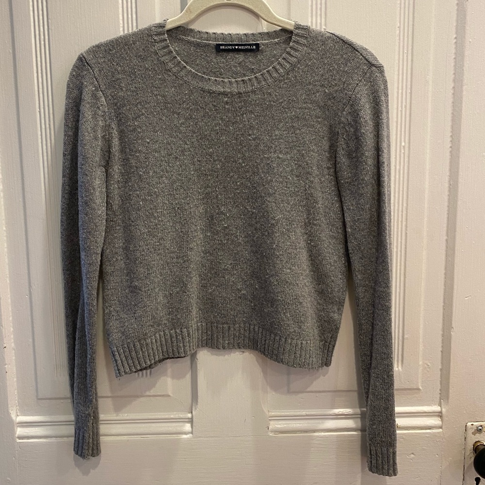 Brandy Melville grey spring weight sweater